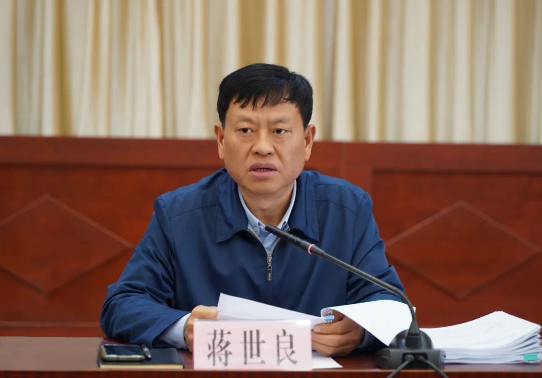 五届区委常委会第92次会议召开
