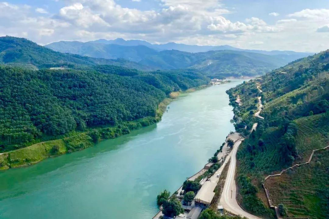 邦东乡：山水为媒 茶咖为引 赴一场诗意栖居之约