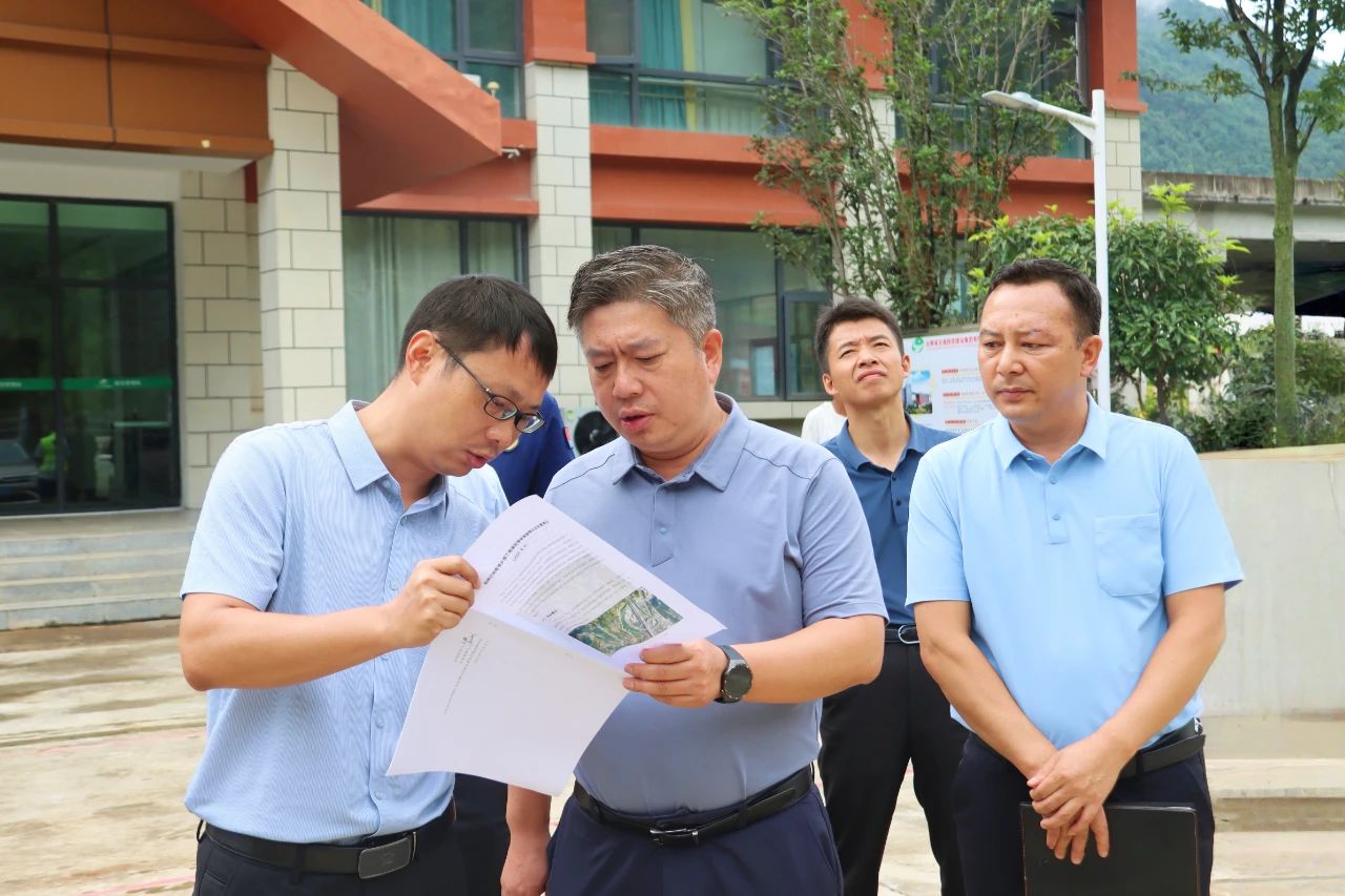 魏丛柱到蚂蚁堆乡调研防汛减灾救灾工作时强调：全力以赴保障人民群众生命财产安全